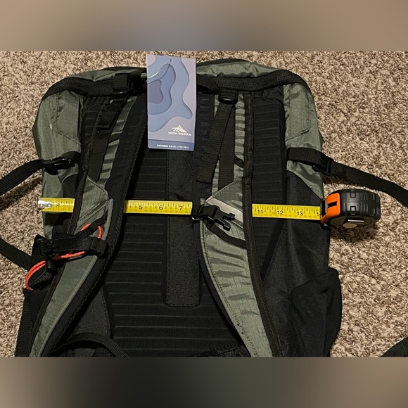 High Sierra Pathway 2.0 45L Backpack Hiking Camping Forest Green Black NEW - Picture 9 of 13